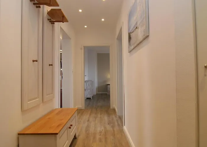 Berliner Ring 5 24 *